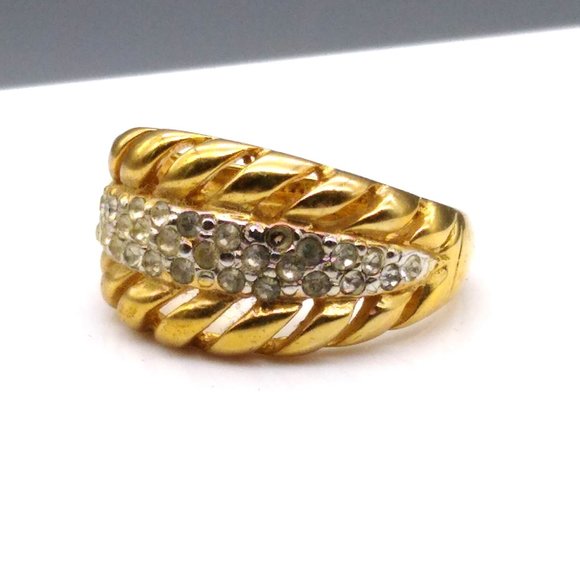 Vintage Men's Low Profile Statement Ring in Gold Tone with Clear Crystal Pave - Picture 4 of 7